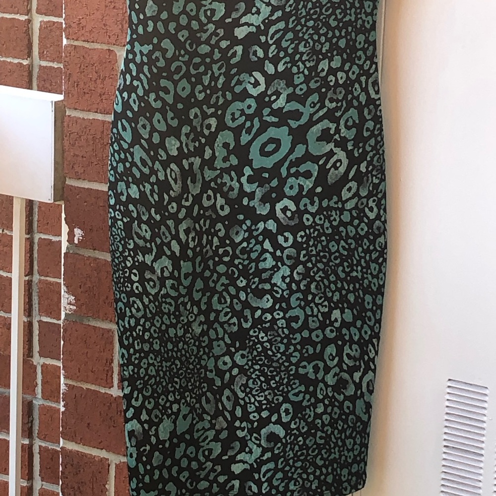 XOXO Black and Green Dress Size Medium —#041 - Picture 11 of 11